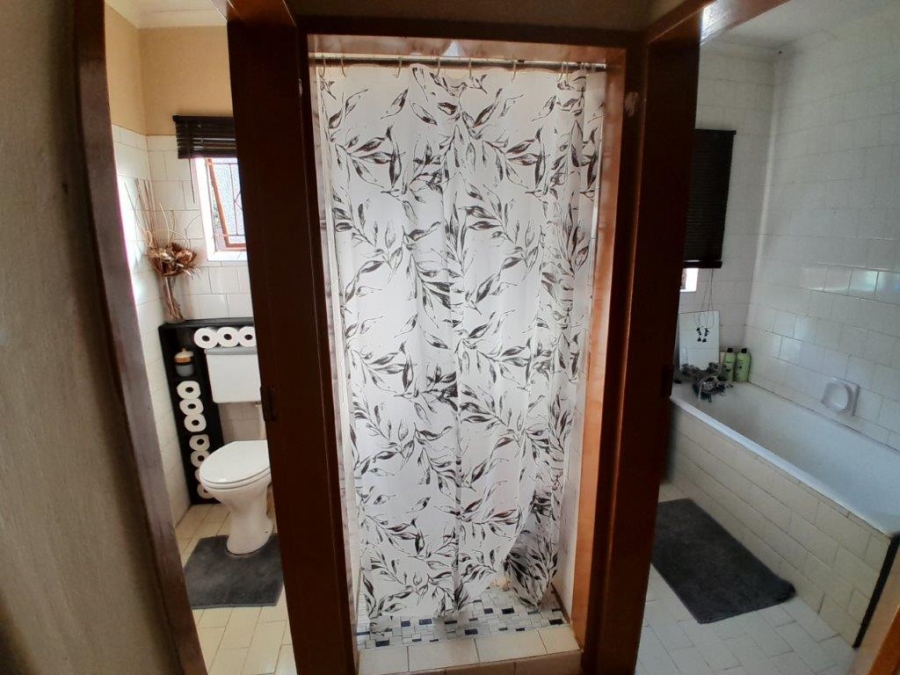 3 Bedroom Property for Sale in Bodorp North West